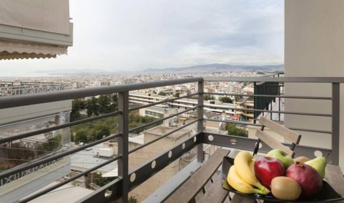 アテネRenovated Flat With Acropolis Viewアパートメント エクステリア 写真